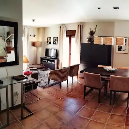 Centrico Duplex Con Vistas, En Apartamento Morella